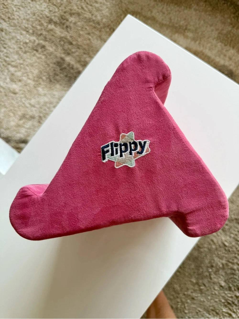 FLIPPY Pink Stand pillow for iPad iPhone. 3 ways to use; Excellent condition. - Picture 3 of 9
